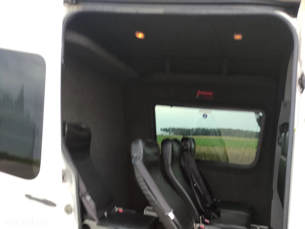 Volkswagen CRAFTER - 19