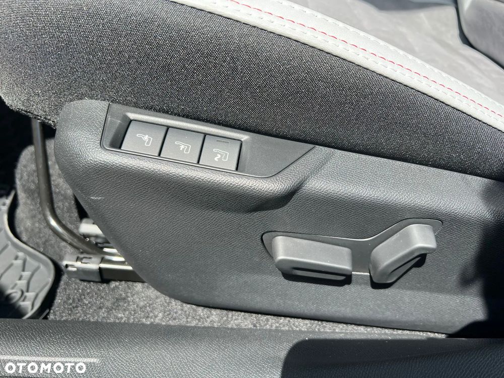 Citroën C4 1.2 mHEV Max eDCT6 - 12