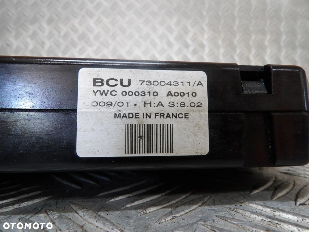 LAND ROVER DISCOVERY II MODUŁ KOMFORTU BCU YWC000310 - 2