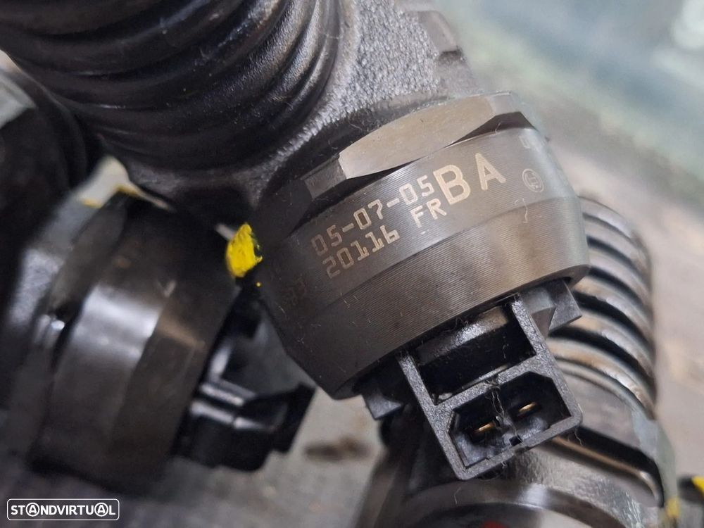 Injetores usados VW AUDI 1.9 TDI 105CV BKC BXE BOSCH 0414720215 BA GOLF A3 LEON ALTEA - 1