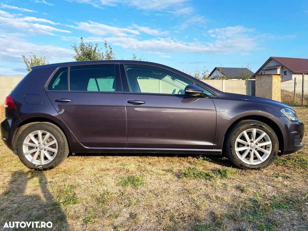 Volkswagen Golf - 16