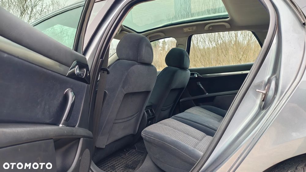 Peugeot 407 1.6 HDI Premium - 30