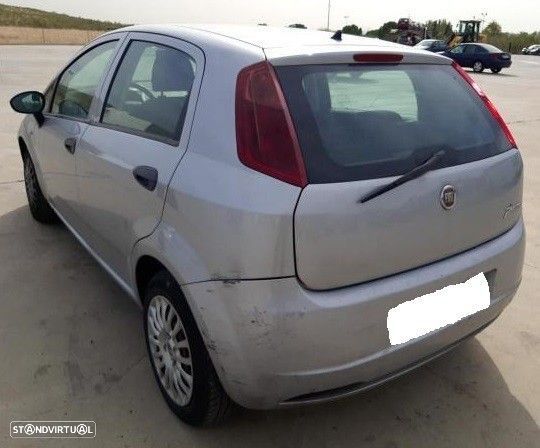 Peças Fiat Grande Punto (199_) 2005 a 2010 - 11