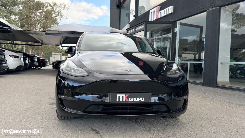 Tesla Model Y Performance Dual Motor AWD - 2