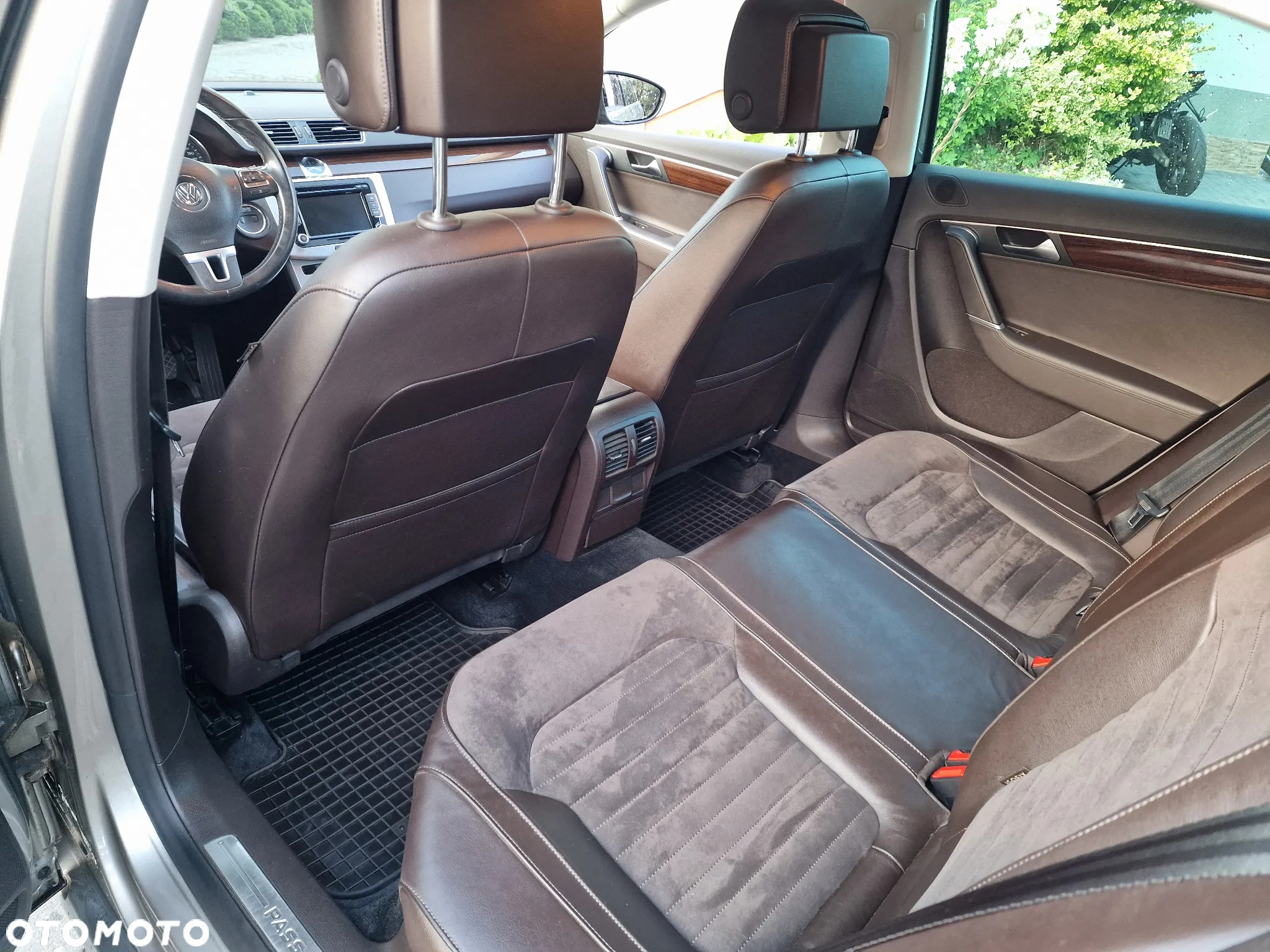 Volkswagen Passat 1.8 TSI DSG Highline - 12