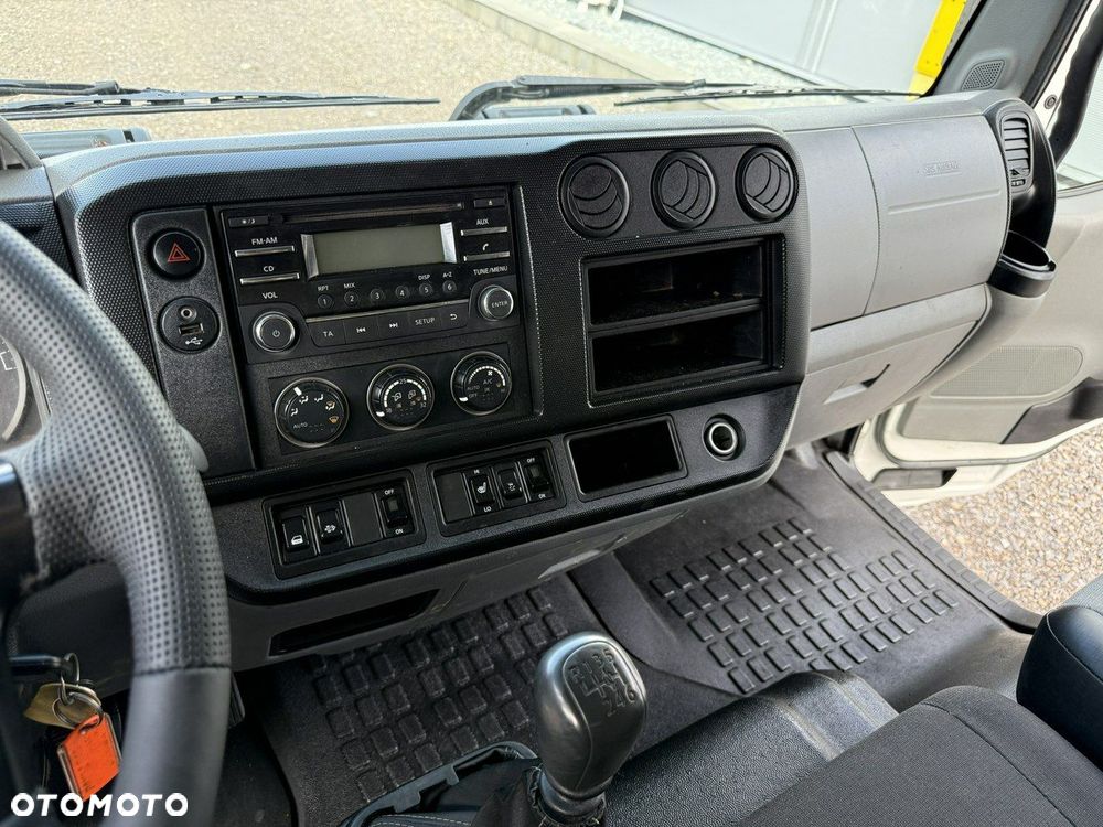 Renault Mascott - 10