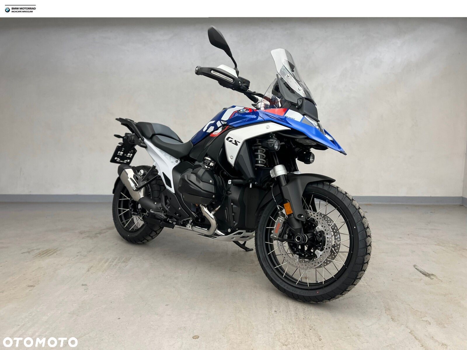 BMW R - 1