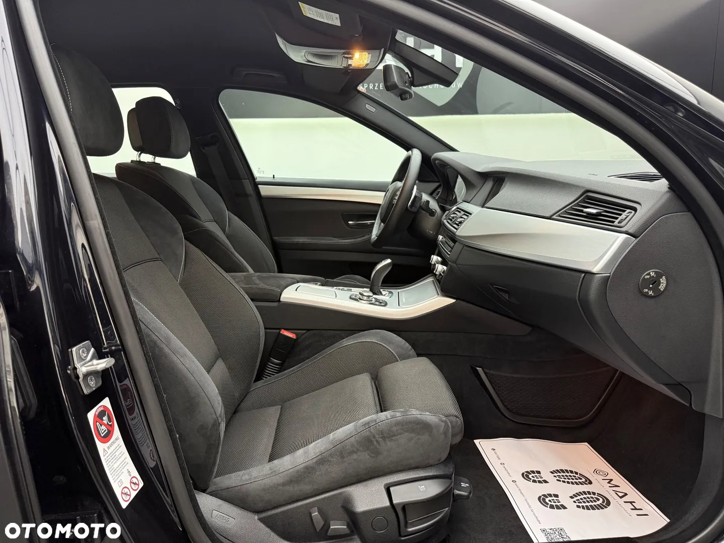 BMW Seria 5 520i Touring Luxury Line - 18