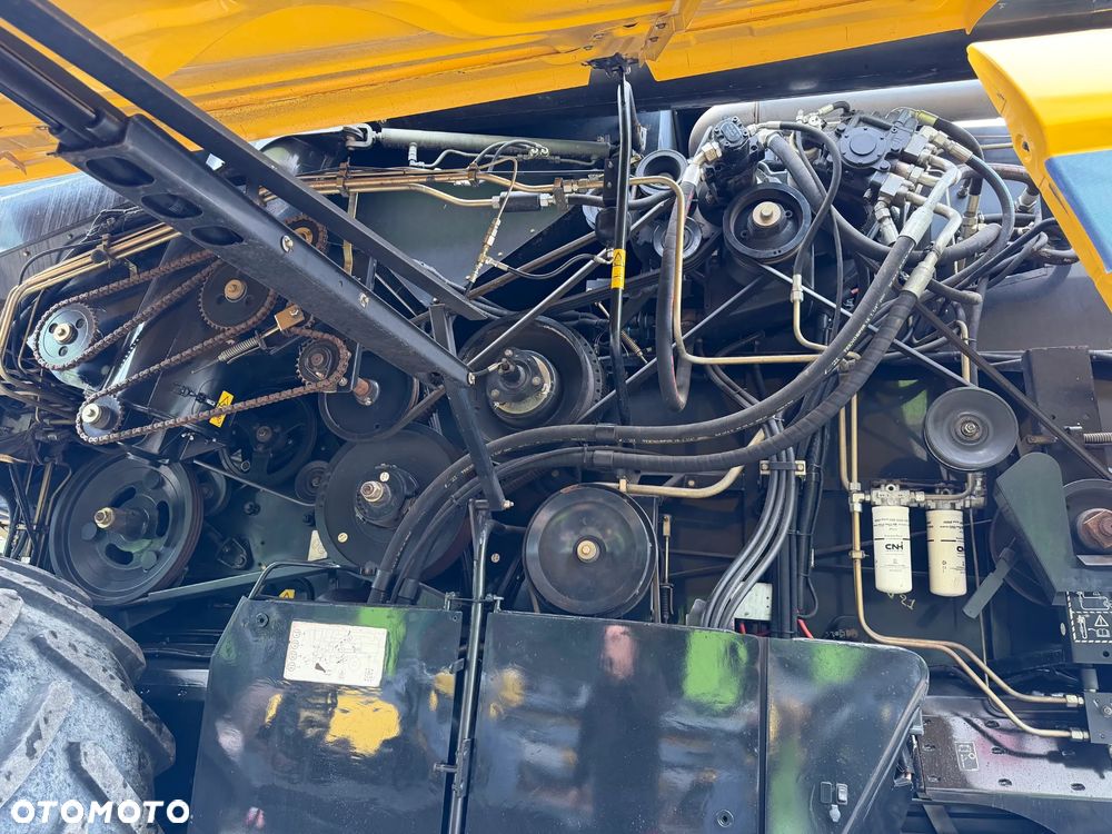 New Holland CX 8040 4x4 - 11