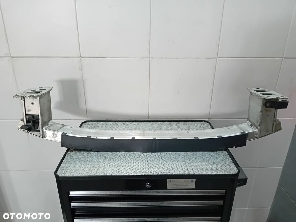 belka zderzaka przód wzmocnienie Audi Q3 2.0 TDI 2015 - 3