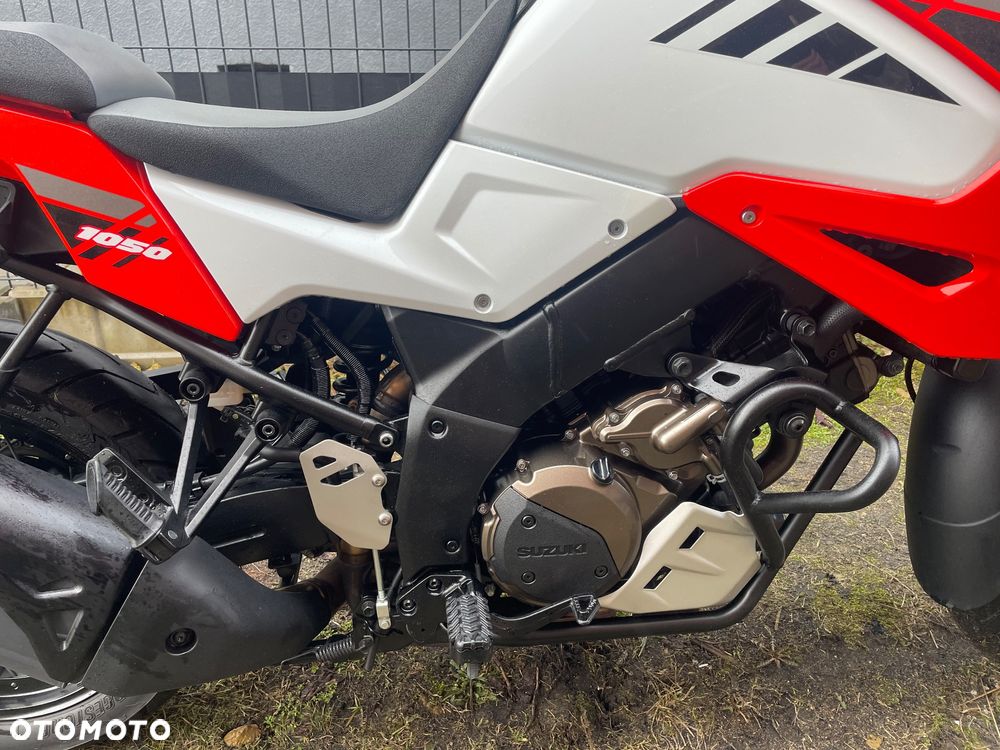 Suzuki DL - 20