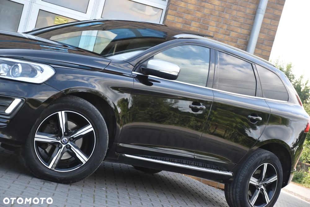 Volvo XC 60 D3 Drive-E R-Design Momentum - 38