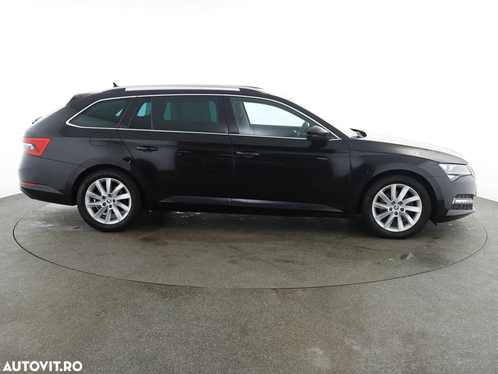 Skoda Superb 2.0 TDI 4X4 DSG Style - 4