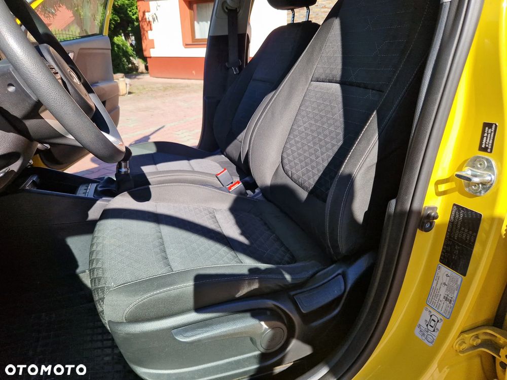 Kia Rio 1.2 L - 21