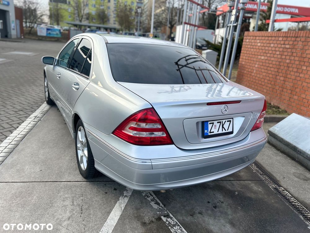 Mercedes-Benz Klasa C 280 4Matic Automatik Avantgarde - 5
