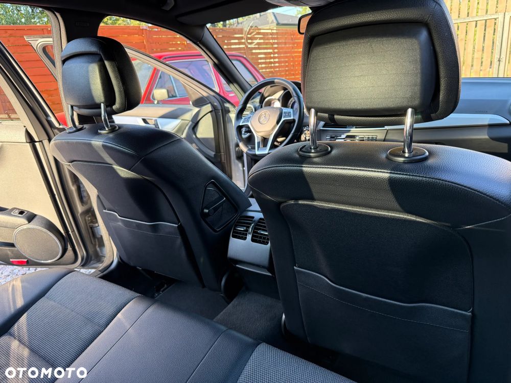 Mercedes-Benz Klasa C 200 (BlueEFFICIENCY) 7G-TRONIC Avantgarde - 16