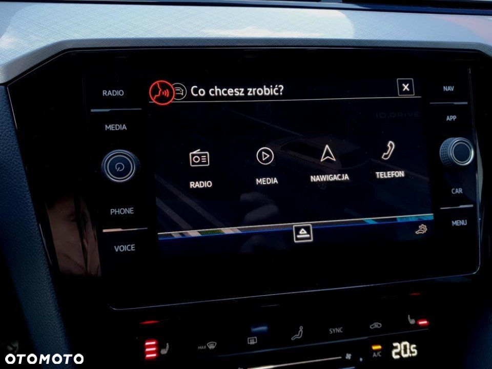 Volkswagen Passat - 24