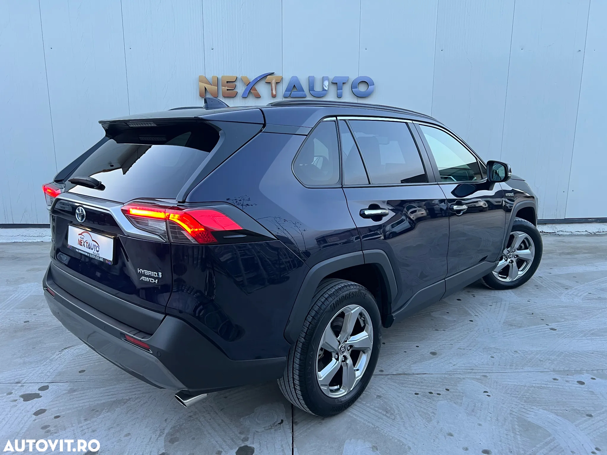 Toyota RAV4 - 5