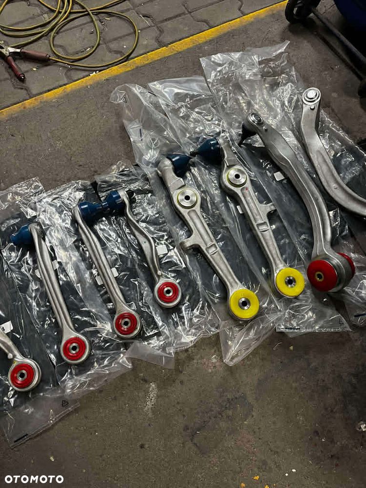 Audi A4 Limousine 2.0 TDI DPF - 8