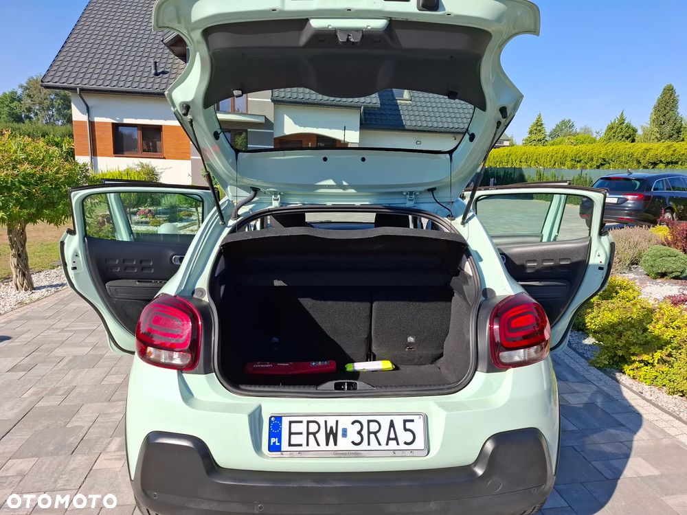 Citroën C3 1.2 PureTech Shine - 23