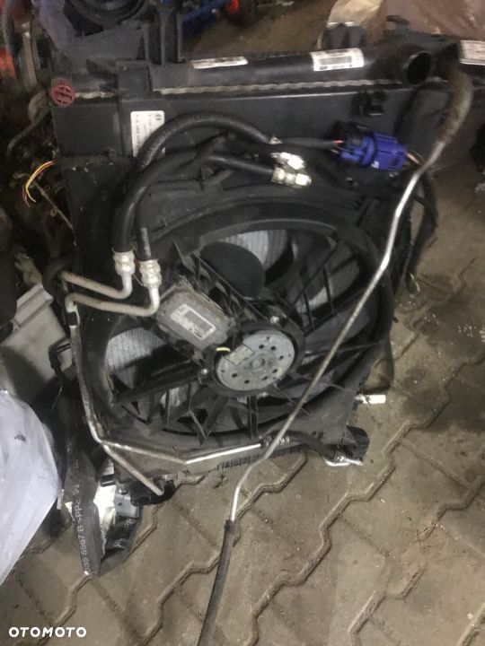 Pas przedni z chłodnicami MERCEDES W169 A KLASA 2.0 D AUTOMAT - 3