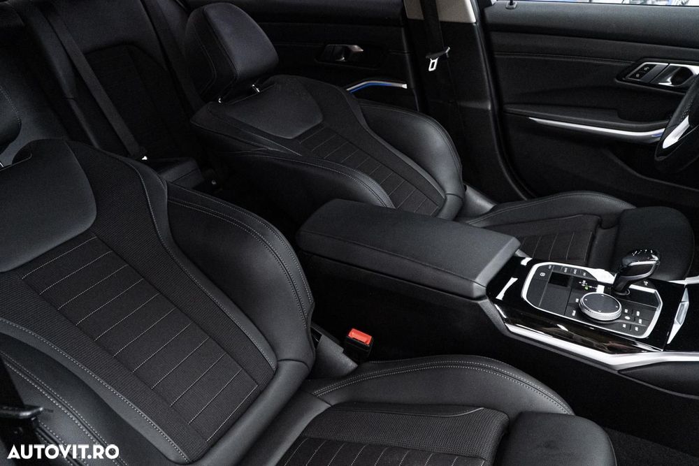 BMW Seria 3 318i Aut. Sport Line - 37