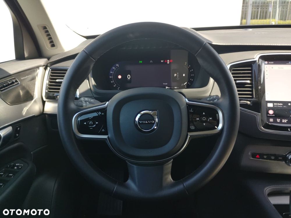 Volvo XC 90 - 22