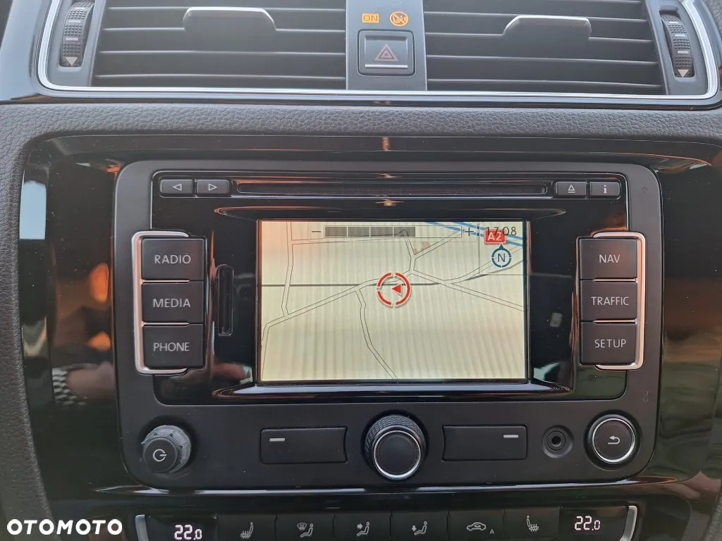 Volkswagen Jetta 1.4 TSI BMT Highline - 12