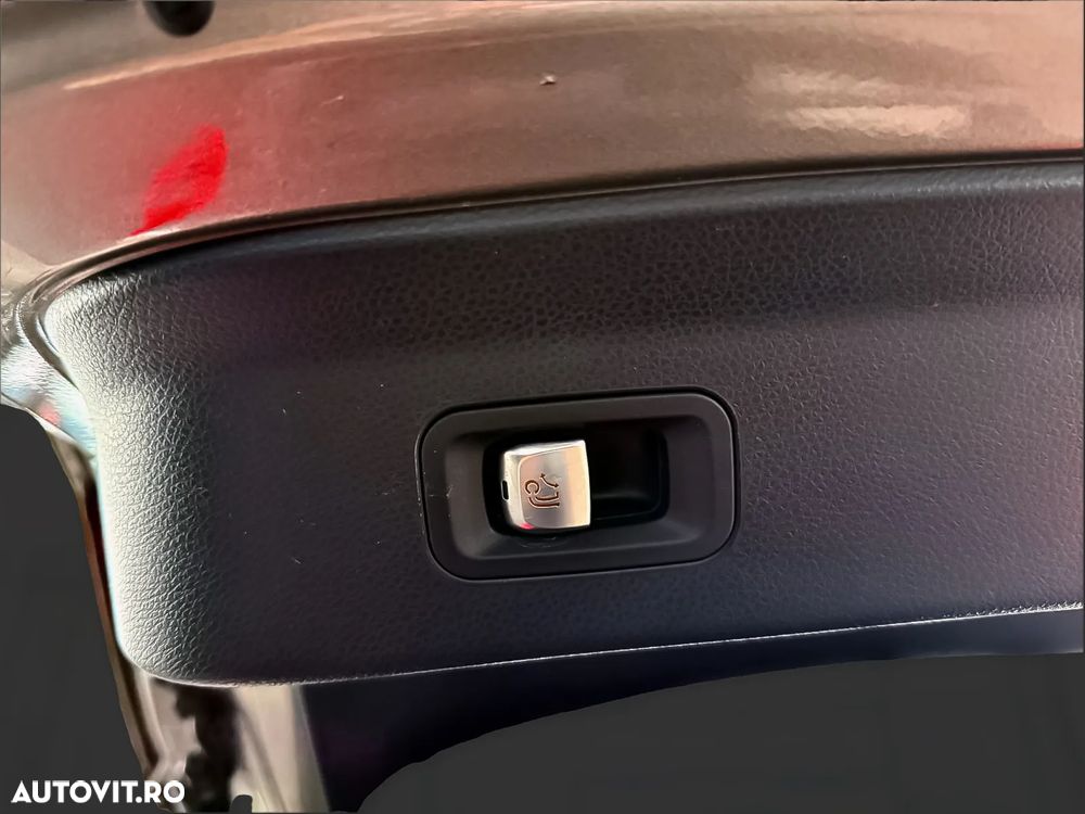 Mercedes-Benz GLC Coupe 220 d 4Matic 9G-TRONIC AMG Line - 30