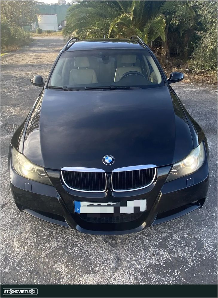 BMW 320 d Auto - 2