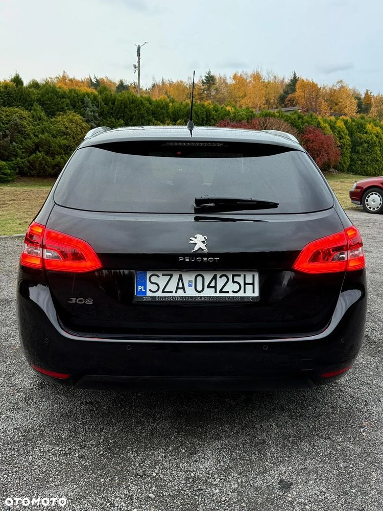 Peugeot 308 1.5 BlueHDi Active Pack Business S&S EAT8 - 6
