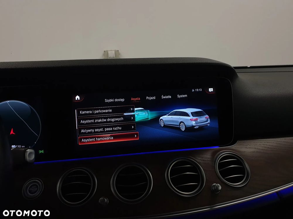 Mercedes-Benz Klasa E 300 de 4Matic 9G-TRONIC AMG Line - 24