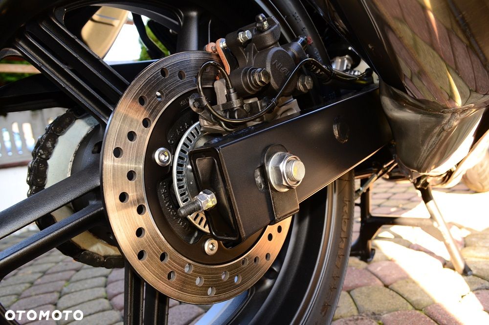 Honda CBF - 24