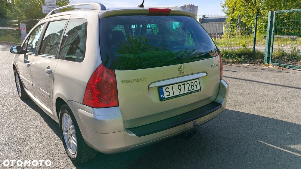 Peugeot 307 1.6 Premium n.gama - 16