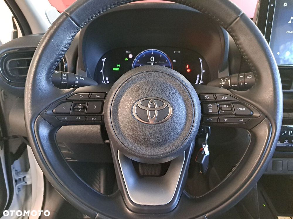 Toyota Yaris Cross Hybrid 1.5 Comfort - 30