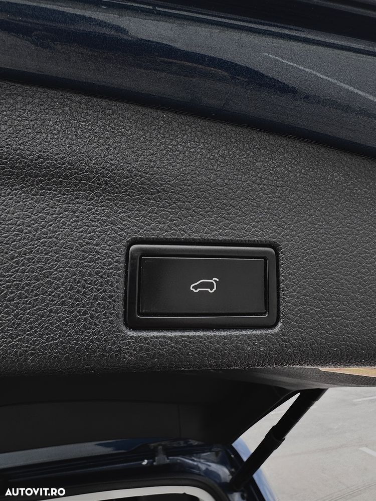 Volkswagen Sharan 2.0 TDI DSG (BlueMotion Technology) Comfortline - 22