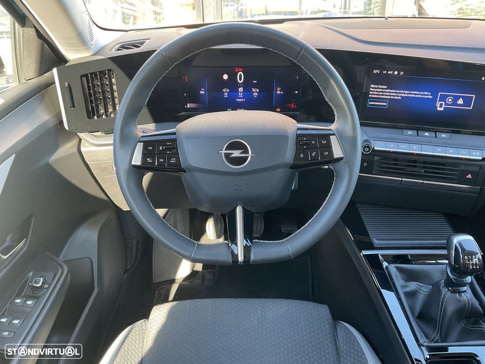 Opel Astra Sports Tourer 1.2 T Edition - 25