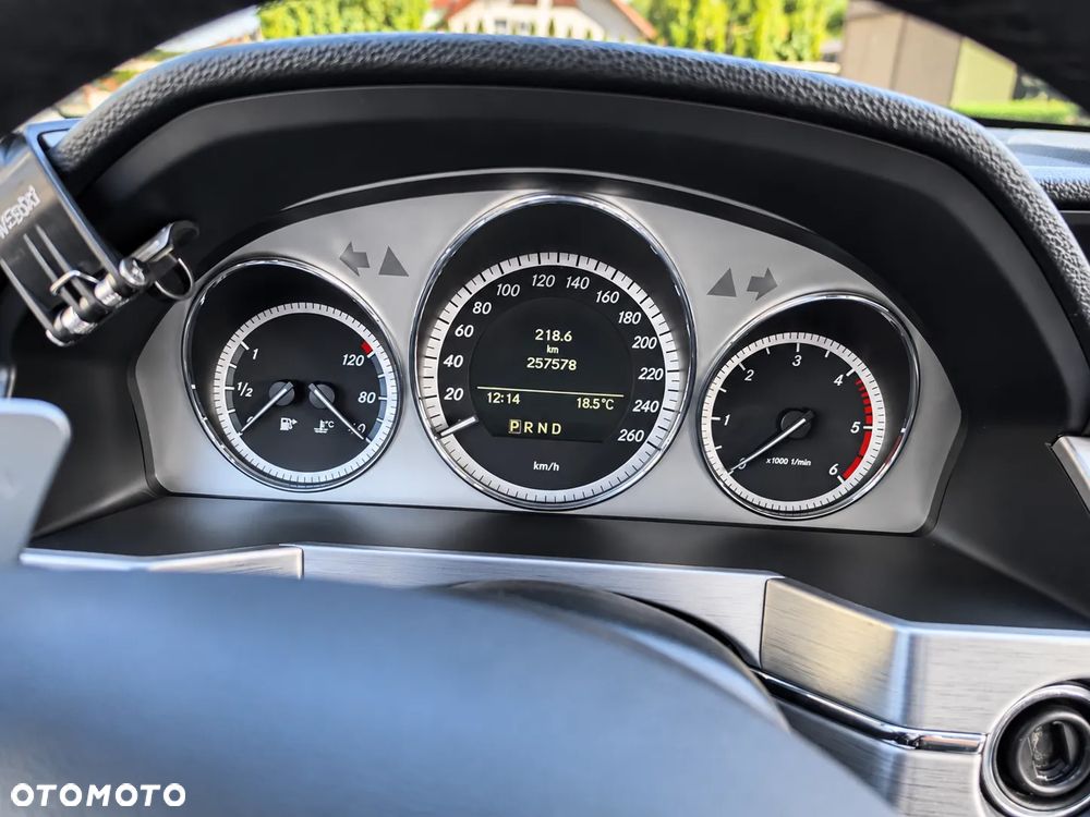 Mercedes-Benz GLA - 10