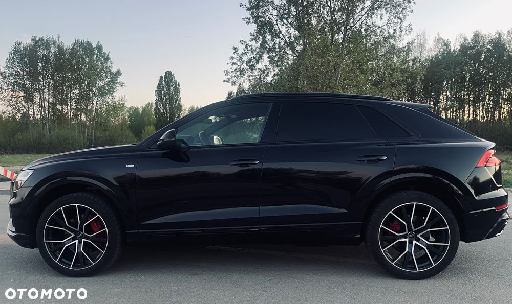 Audi Q8 - 7