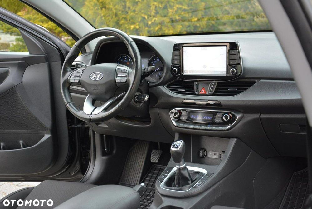 Hyundai i30 1.4 YES - 18