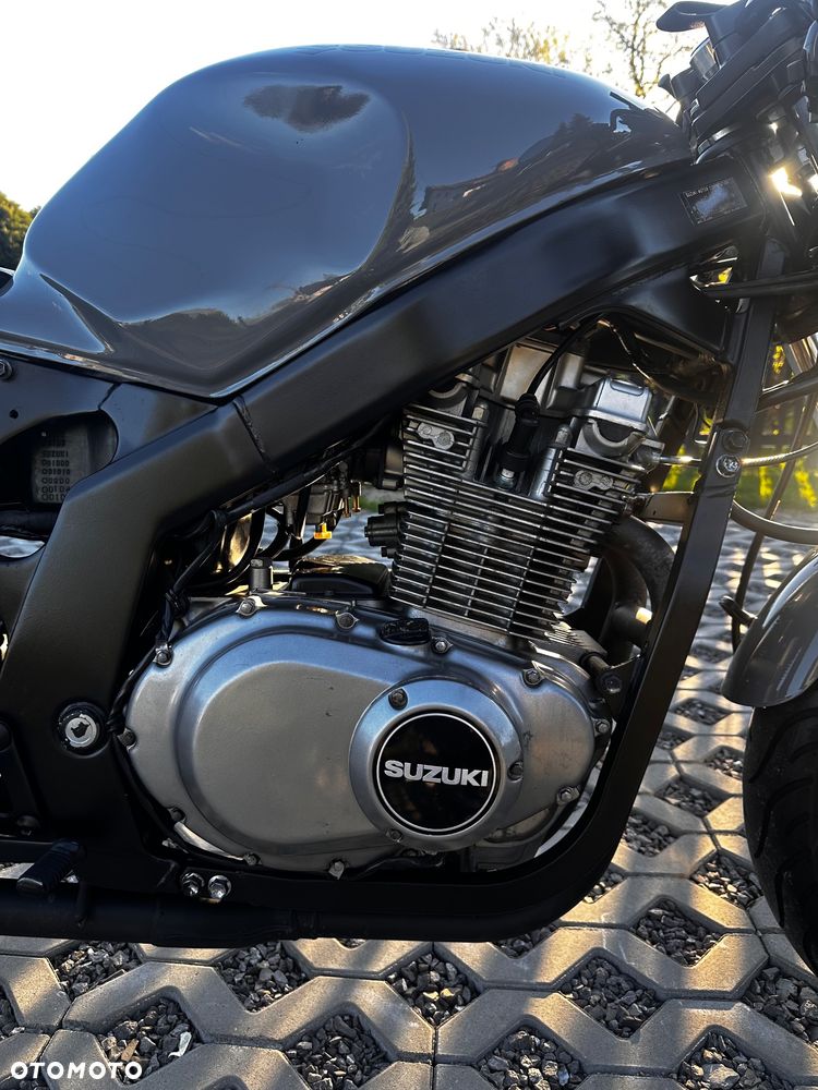 Suzuki GS - 3