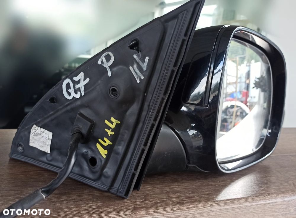 AUDI Q7 4L Lusterko Prawe 14+4 pin - 6