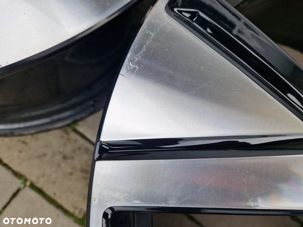 FELGA VOLVO XC40, XC60 II  7,5Jx19H2,  ET50,5, 5x108 - 12