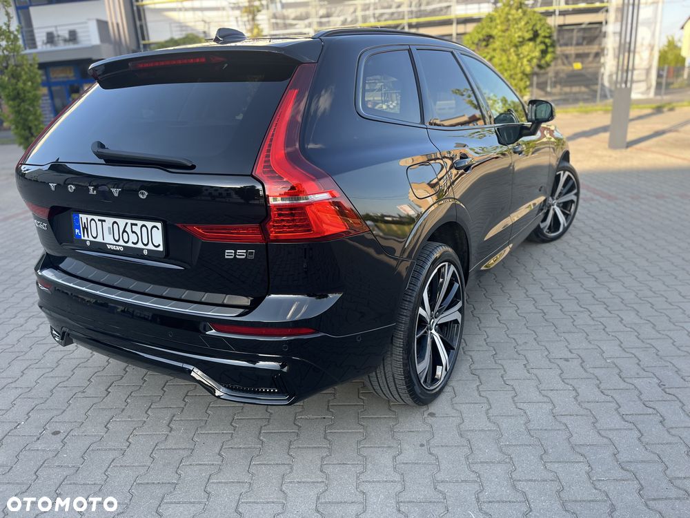 Volvo XC 60 B5 B AWD Ultimate Dark - 5