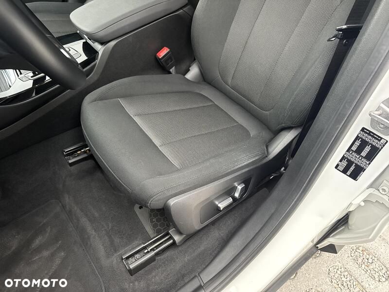 BMW X3 sDrive18d - 16