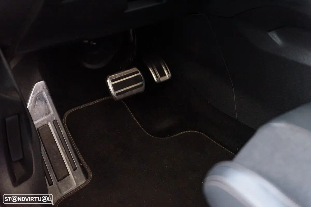 Peugeot 3008 1.5 BlueHDi GT EAT8 - 43