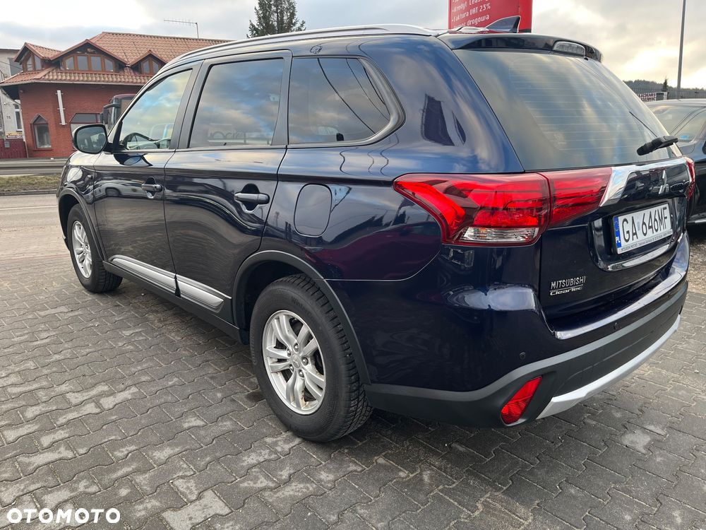 Mitsubishi Outlander - 5