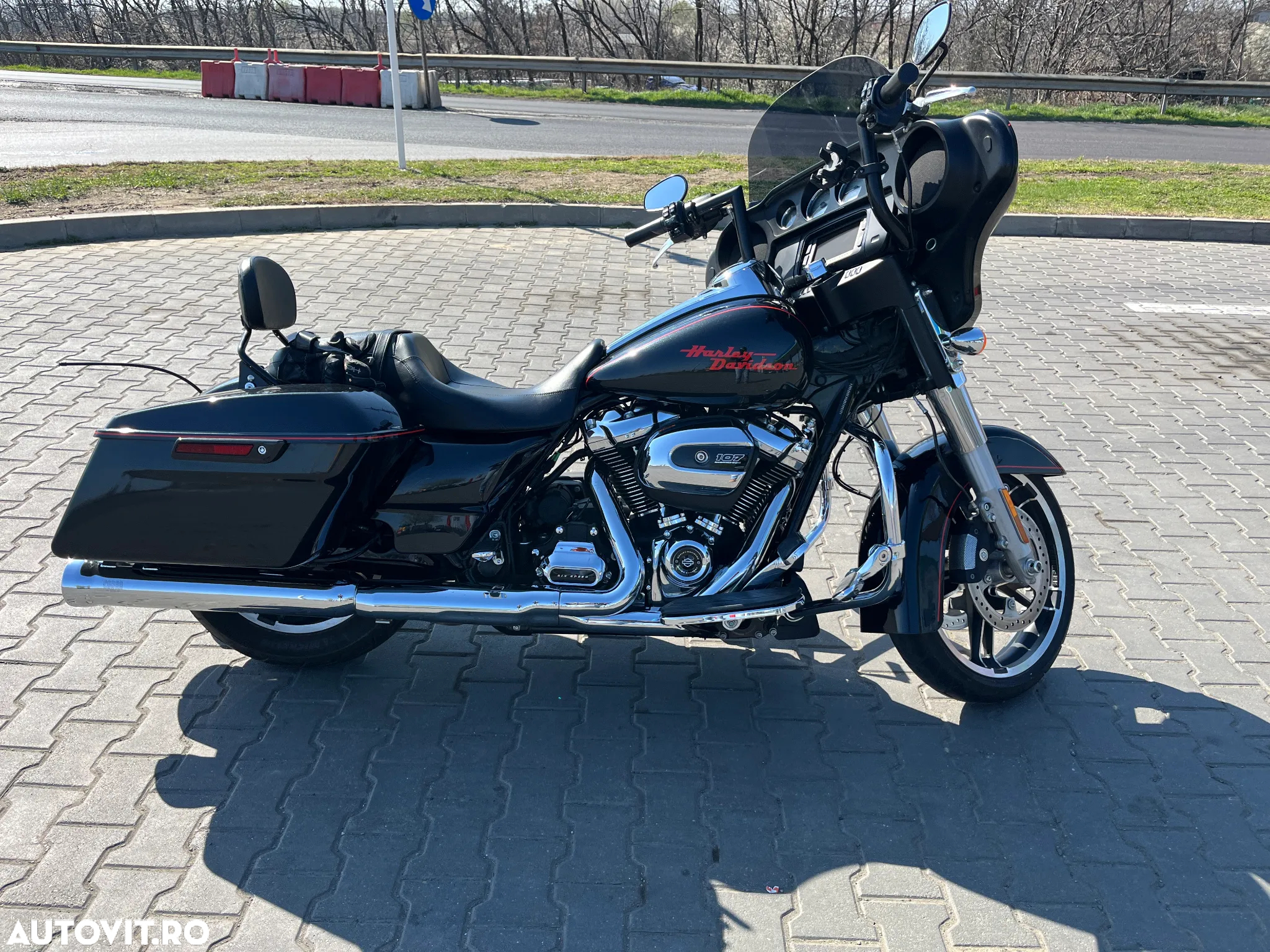 Harley-Davidson Street Glide - 3