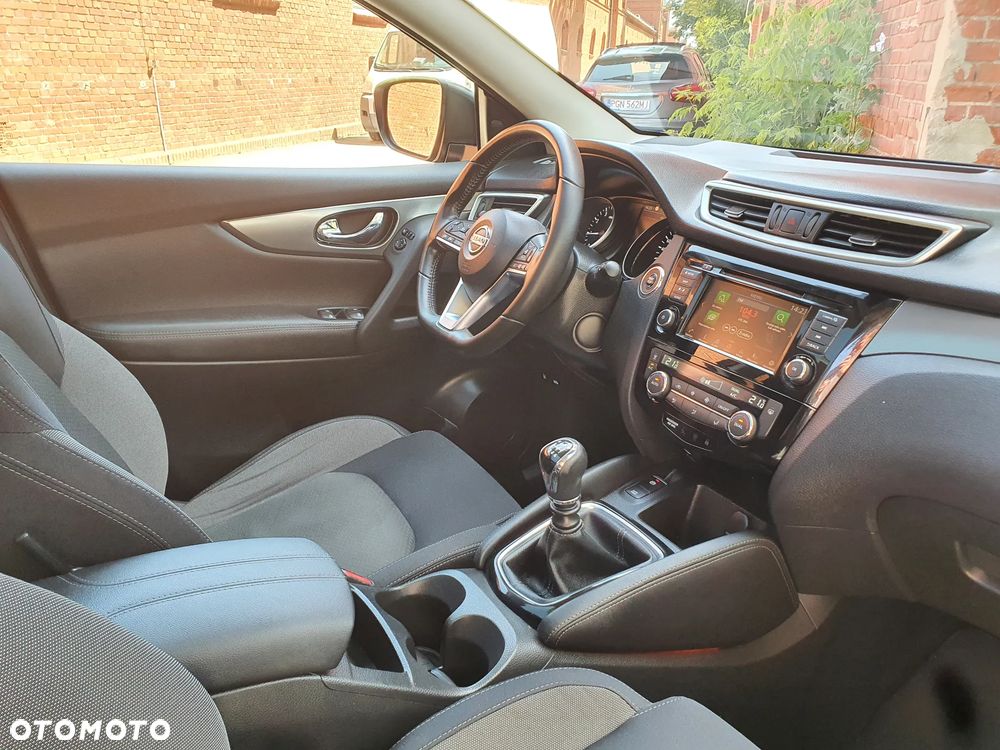 Nissan Qashqai 1.3 DIG-T N-WAY - 10