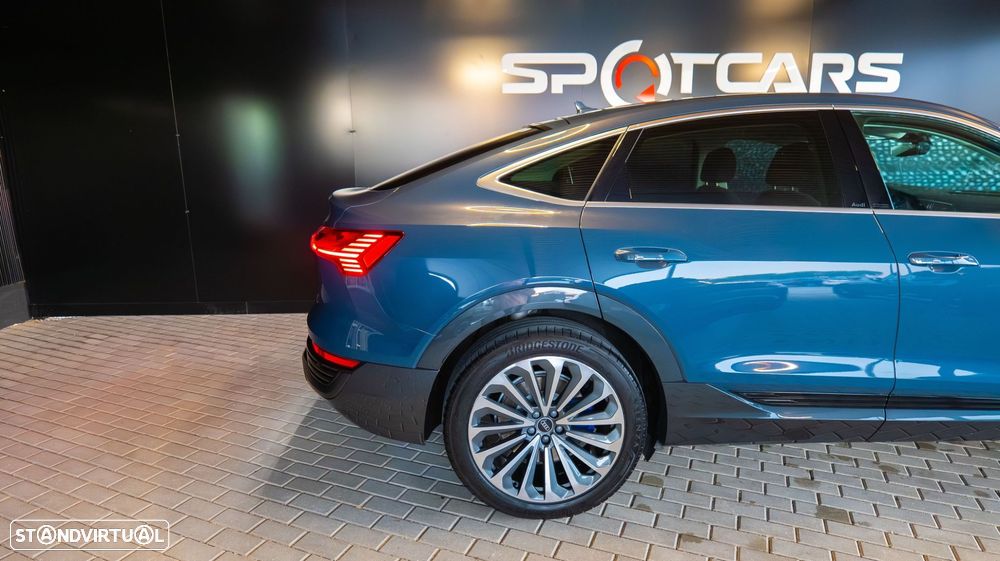 Audi Q8 e-Tron Sportback 55 quattro Advanced - 4